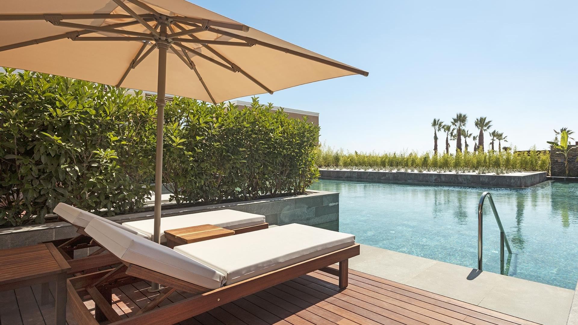 Cullinan Belek Hotel - Lagoon Beach Swim-up