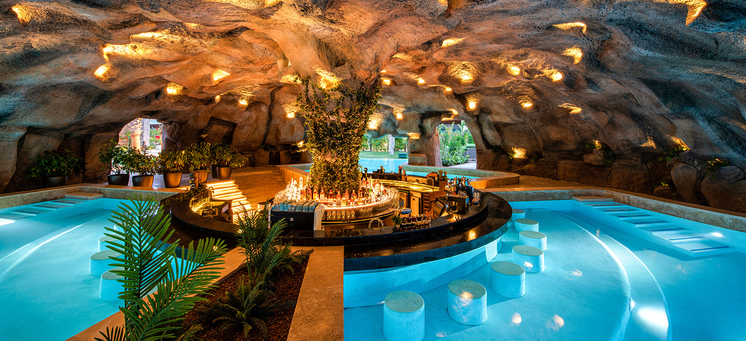 Regnum Hotel Belek - Amber Lagoon Cave Bar