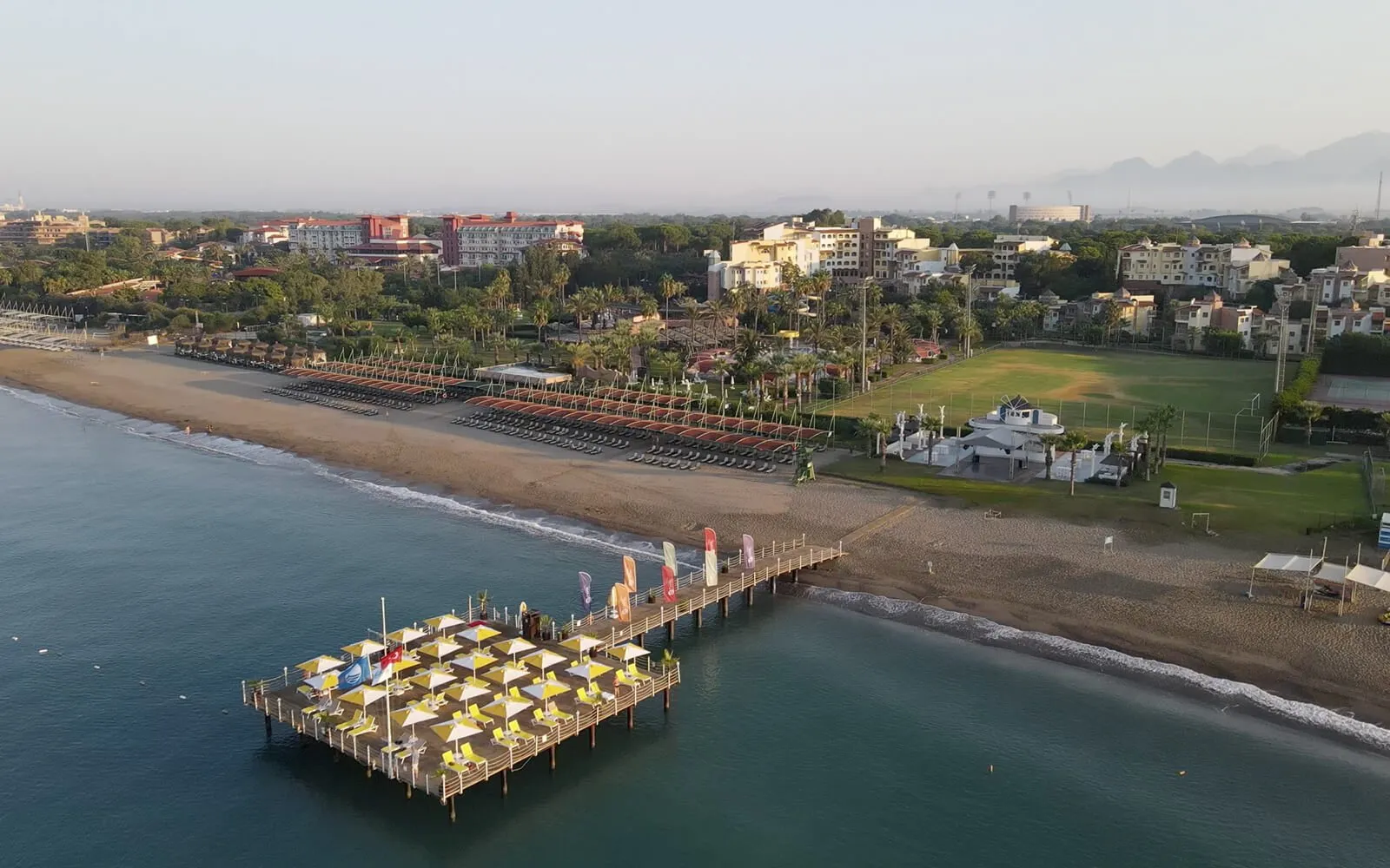 Arcadia Hotel Belek - Pools und Strandbereich